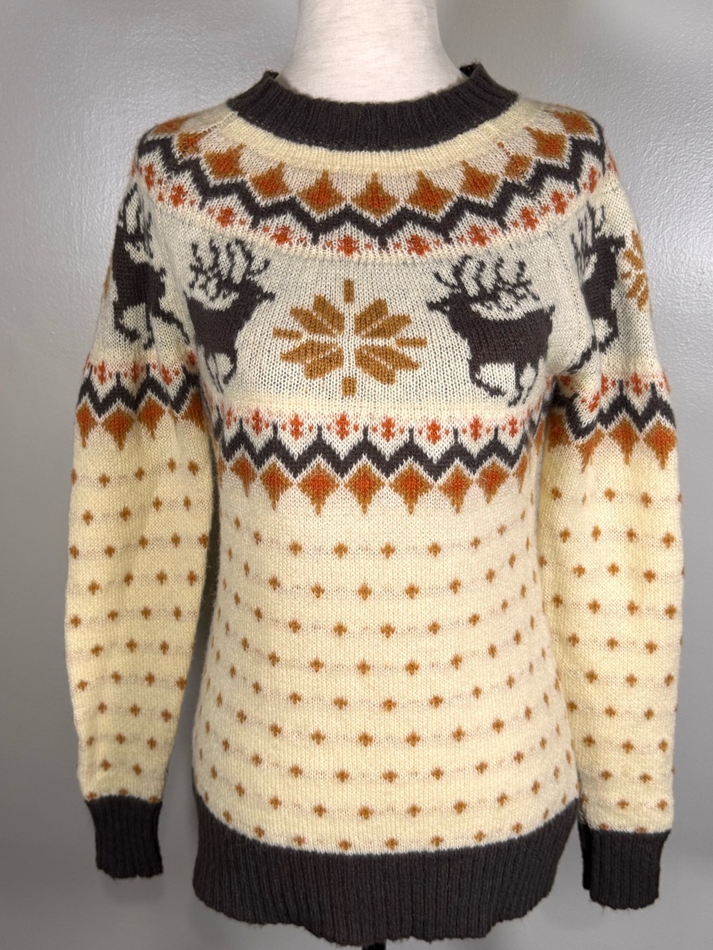 Kiel James Patrick Sz XS Fair Isle Christmas Cookie Reindeer Cozy Cabin Sweater
